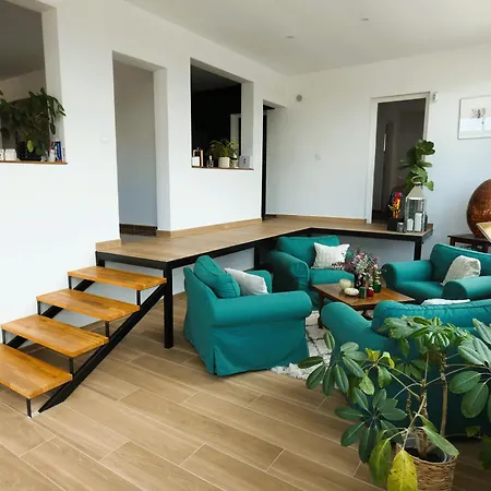195 Sqm Luxury *